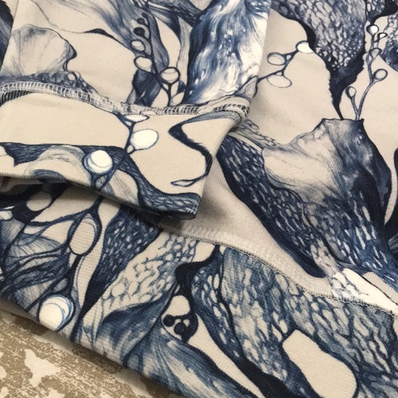 Helly Hansen new with tags womens large sweatshirt - Picture 4 of 4